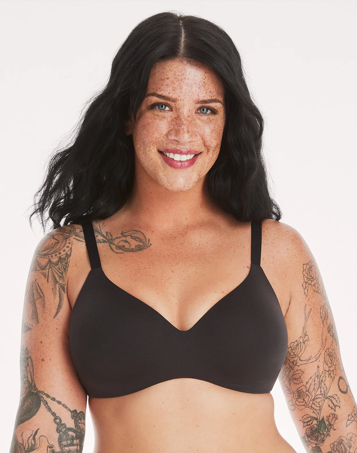 Hanes Women's Concealing Petals Wireless Bra with Convertible Straps