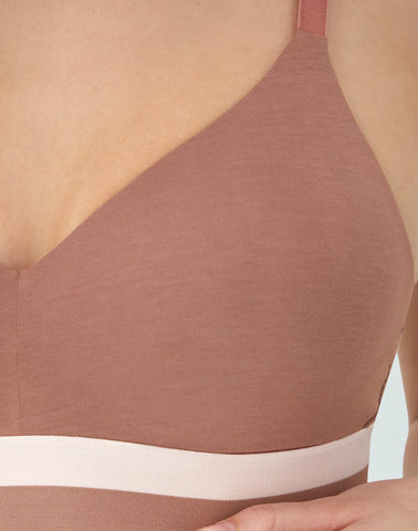 Hanes Women's Natural Lift Wireless Bra