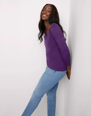 Hanes Women's Long Sleeve Cotton V-Neck T-Shirt