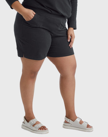 Hanes Just My Size Women's Cotton Jersey Pull-On Shorts, 7(Plus Size)