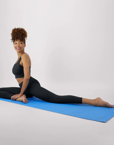 Hanes Moves Women's 7/8 Leggings with Internal Pocket, 25