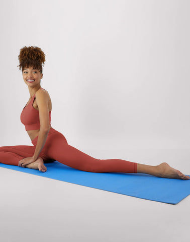 Hanes Moves Women's 7/8 Leggings with Internal Pocket, 25