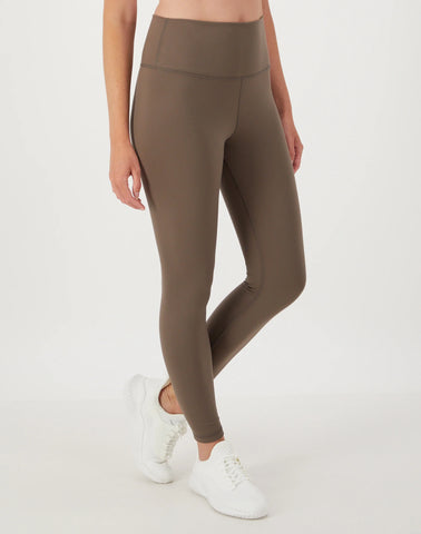 Hanes Moves Women's 7/8 Leggings with Internal Pocket, 25