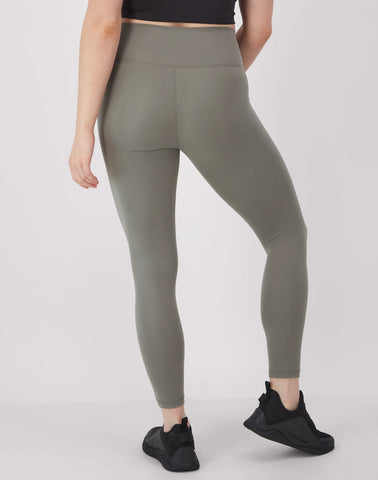 Hanes Moves Leak Protection 7/8 Leggings, 25